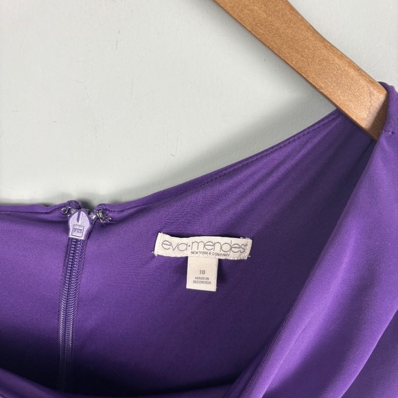 New York and Company Eva Mendes Twist Front Dress Size 18 - Picture 3 of 4